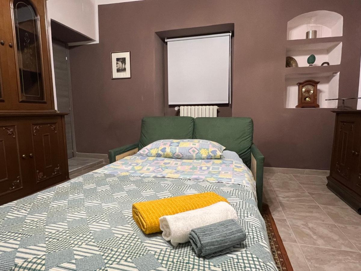 לינה וארוחת בוקר קיארמונטה גולפי Casa Di Mirto מראה חיצוני תמונה
