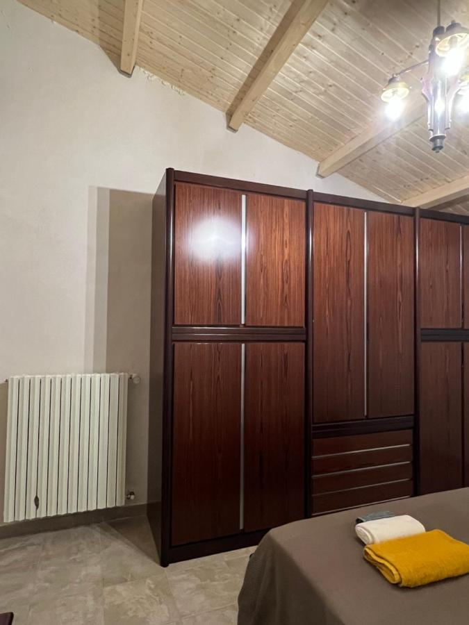 לינה וארוחת בוקר קיארמונטה גולפי Casa Di Mirto מראה חיצוני תמונה